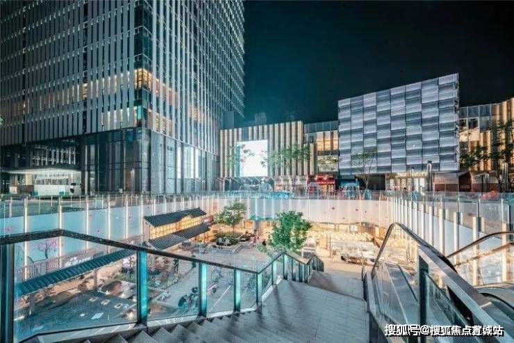布 古北悦公馆网站：城市的潮前作品！爱游戏app登录古北悦公馆售楼处发(图2)